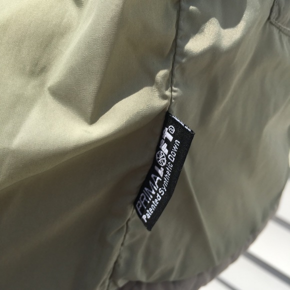 Tan LL BEAN PRIMALOFT zippered Vest Small 1458 - Picture 6 of 8